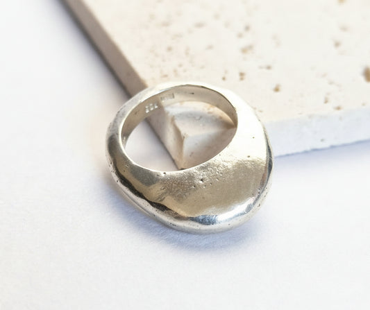 Handcrafted pearlescent sterling silver ring